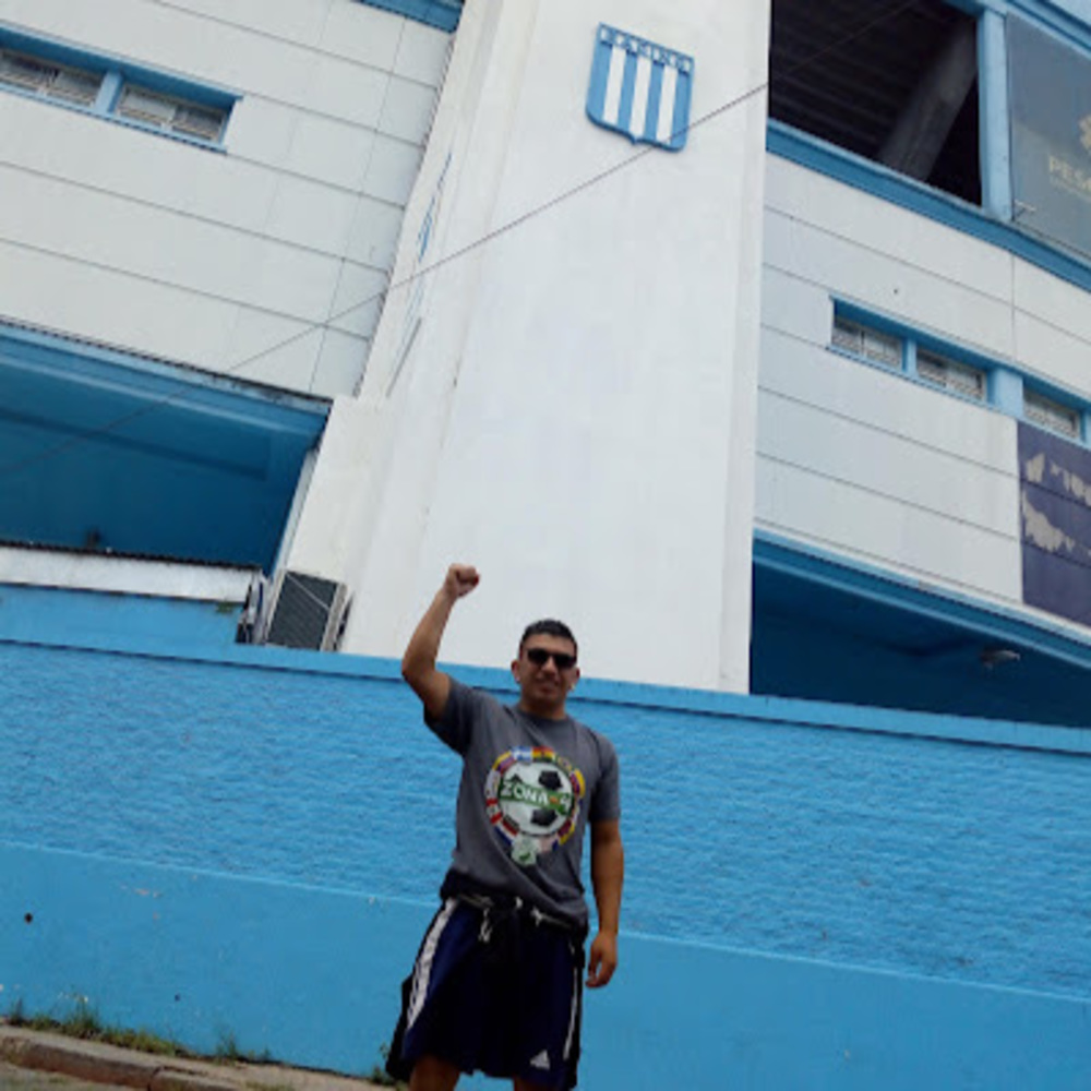 Meet your Posher, Juan sebastian